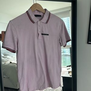 Light stains of blue but barley visible